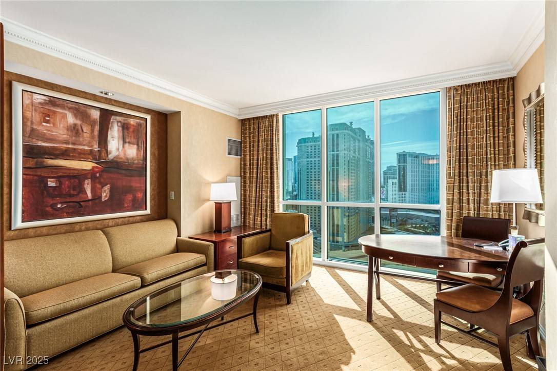 Las Vegas, NV 89109,145 E Harmon AVE #2019