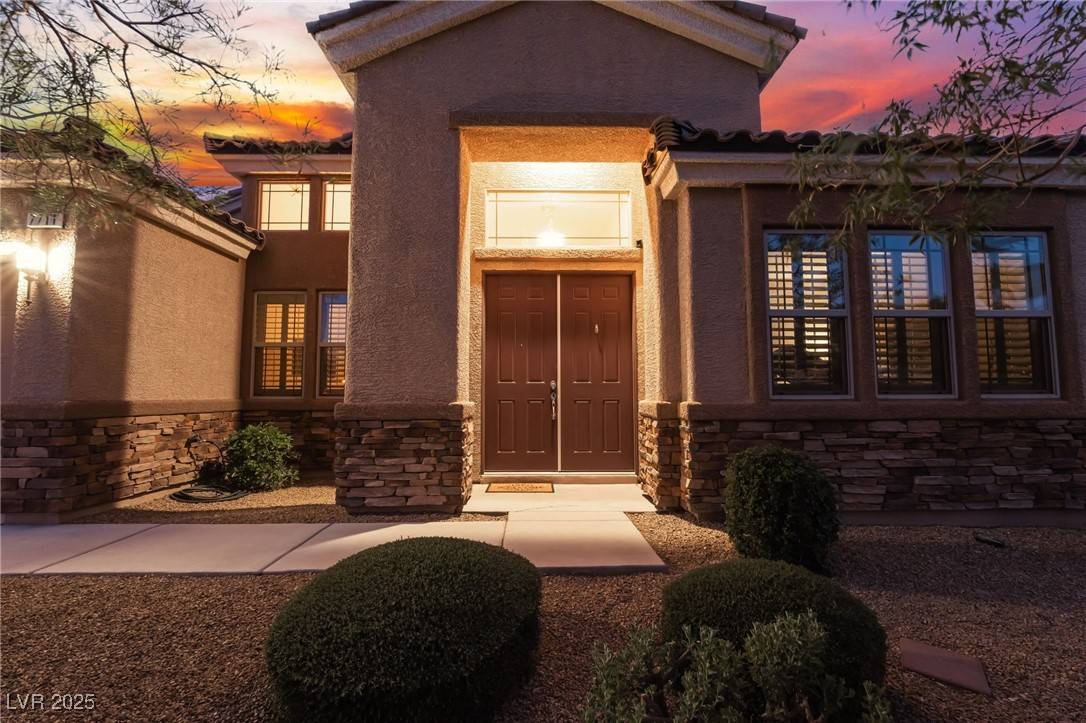 Las Vegas, NV 89149,7711 Gracemoor CT