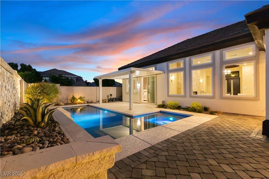 Las Vegas, NV 89145,921 Granger Farm WAY