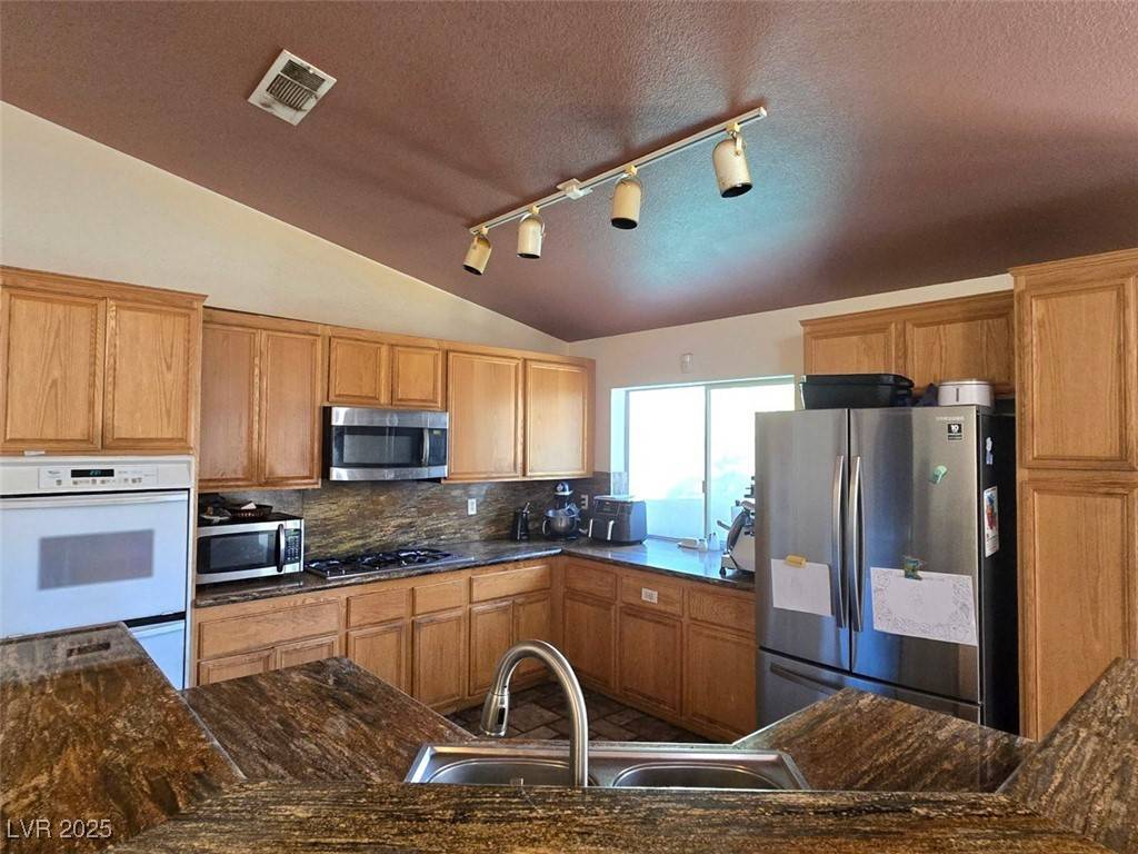Las Vegas, NV 89110,6435 Heatherton AVE