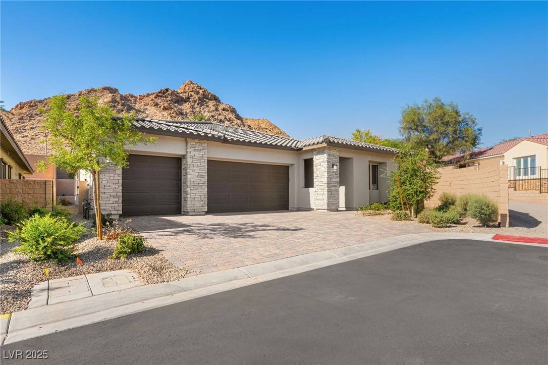 Henderson, NV 89011,50 Barrio Alto CT