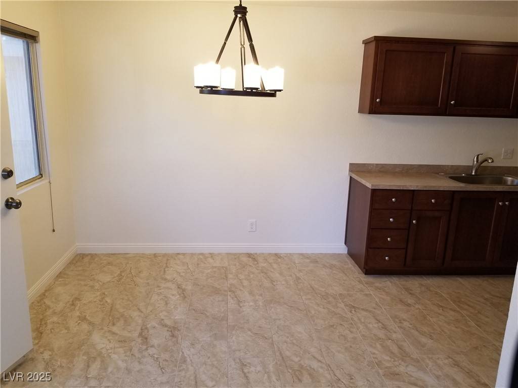 Las Vegas, NV 89107,212 Orland ST #17