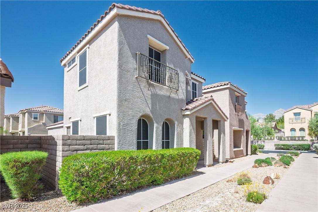 Las Vegas, NV 89138,1024 Larkspur Point CT