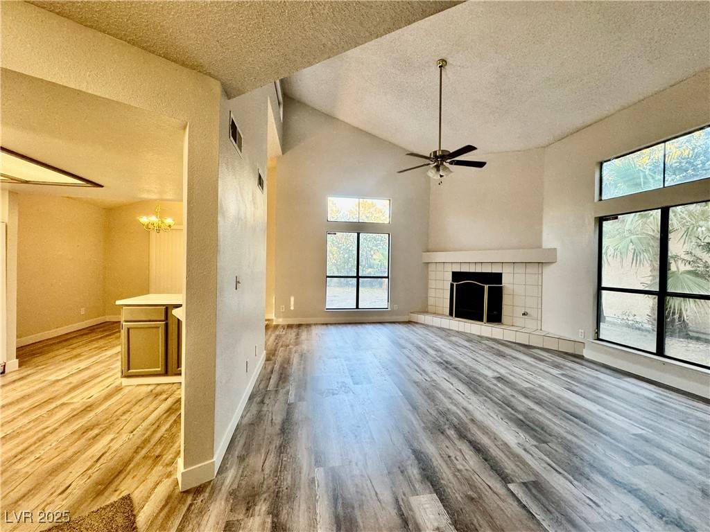Las Vegas, NV 89108,3821 Dream ST