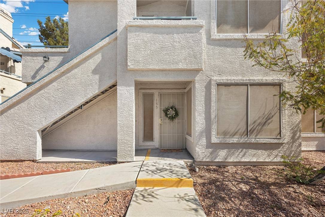 Las Vegas, NV 89120,3425 E Russell RD #155