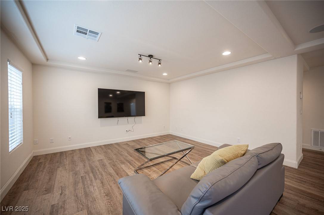 Las Vegas, NV 89118,7268 Atascadero Creek CT
