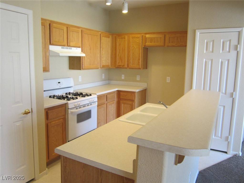 Las Vegas, NV 89142,6170 E SAHARA AVE #1003