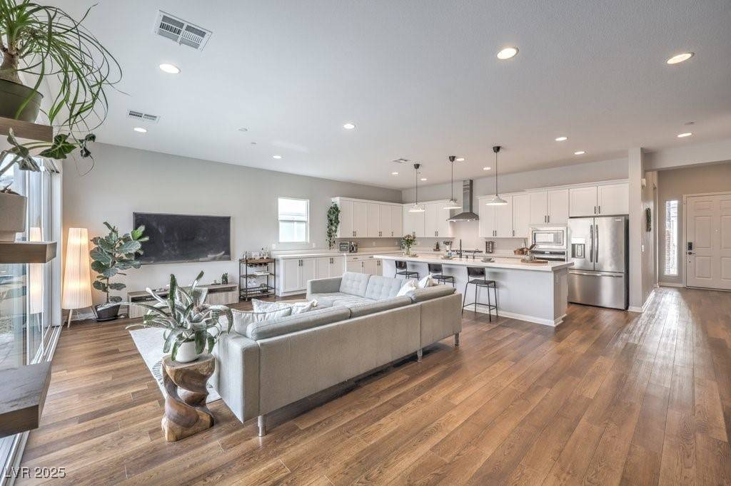 Las Vegas, NV 89166,10250 TREE BLOSSOM AVE