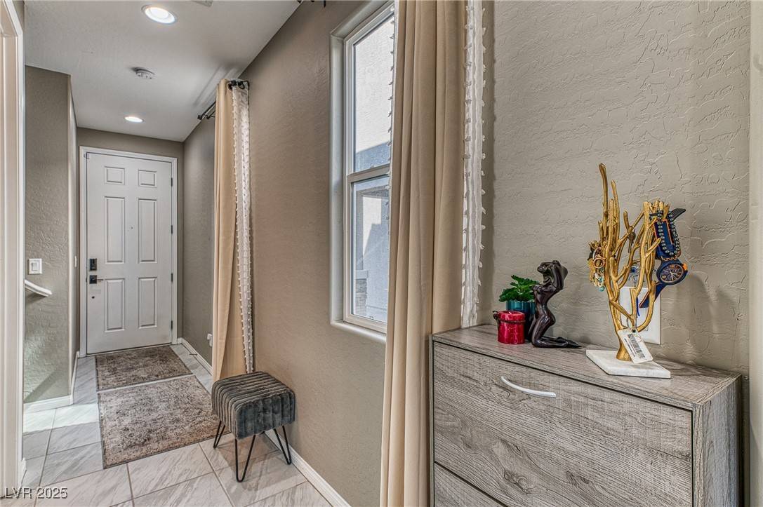 Las Vegas, NV 89183,10042 Bismuth ST
