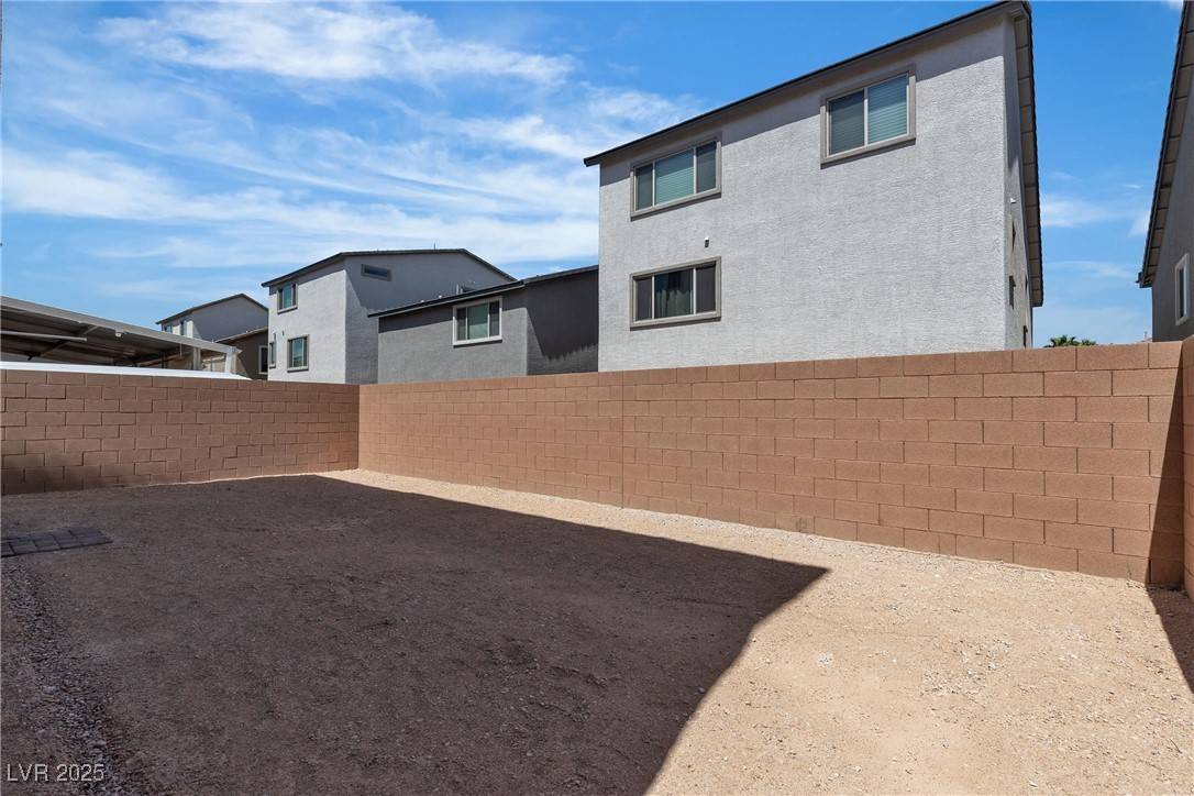 Las Vegas, NV 89113,7482 Lodano AVE