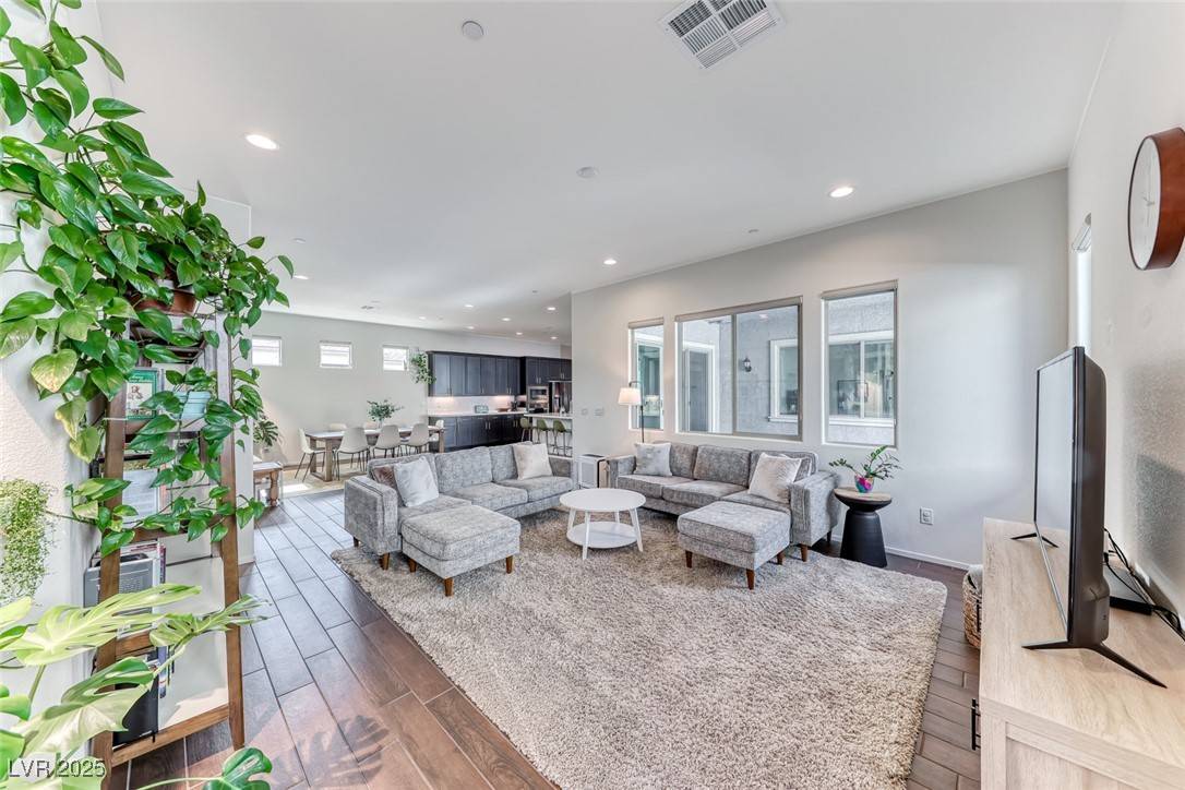 Henderson, NV 89011,669 Assurance PL