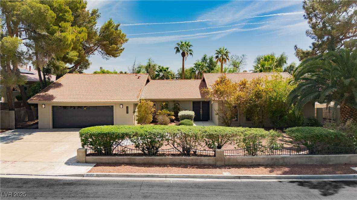 Henderson, NV 89014,3007 La Mesa DR