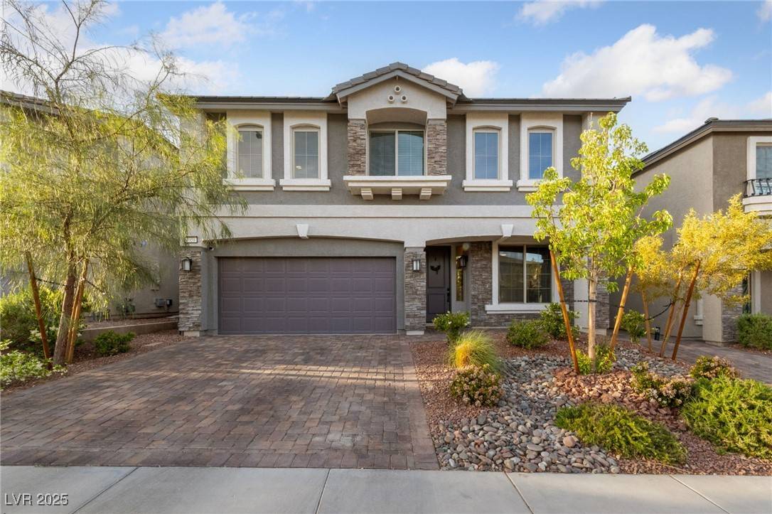 Las Vegas, NV 89113,7058 W Camero AVE