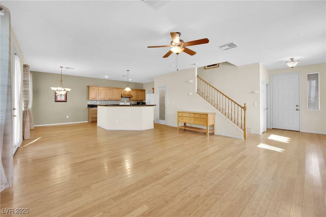 Las Vegas, NV 89148,9261 Bearded Iris AVE