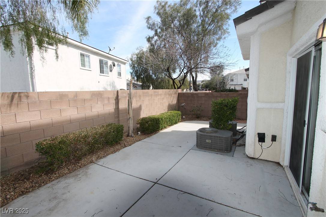 Henderson, NV 89052,2568 Diplomacy Pointe CT