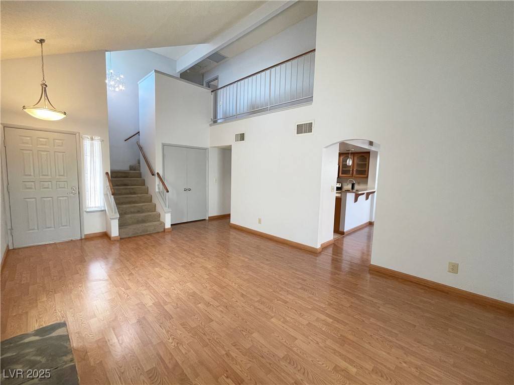 Las Vegas, NV 89119,7117 Shadow Crest DR