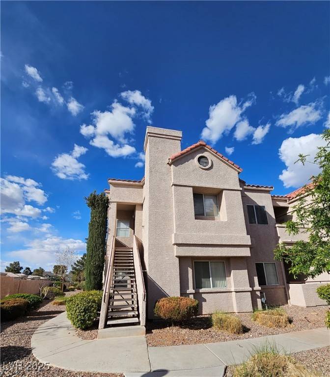 Las Vegas, NV 89118,5225 W Reno AVE #215
