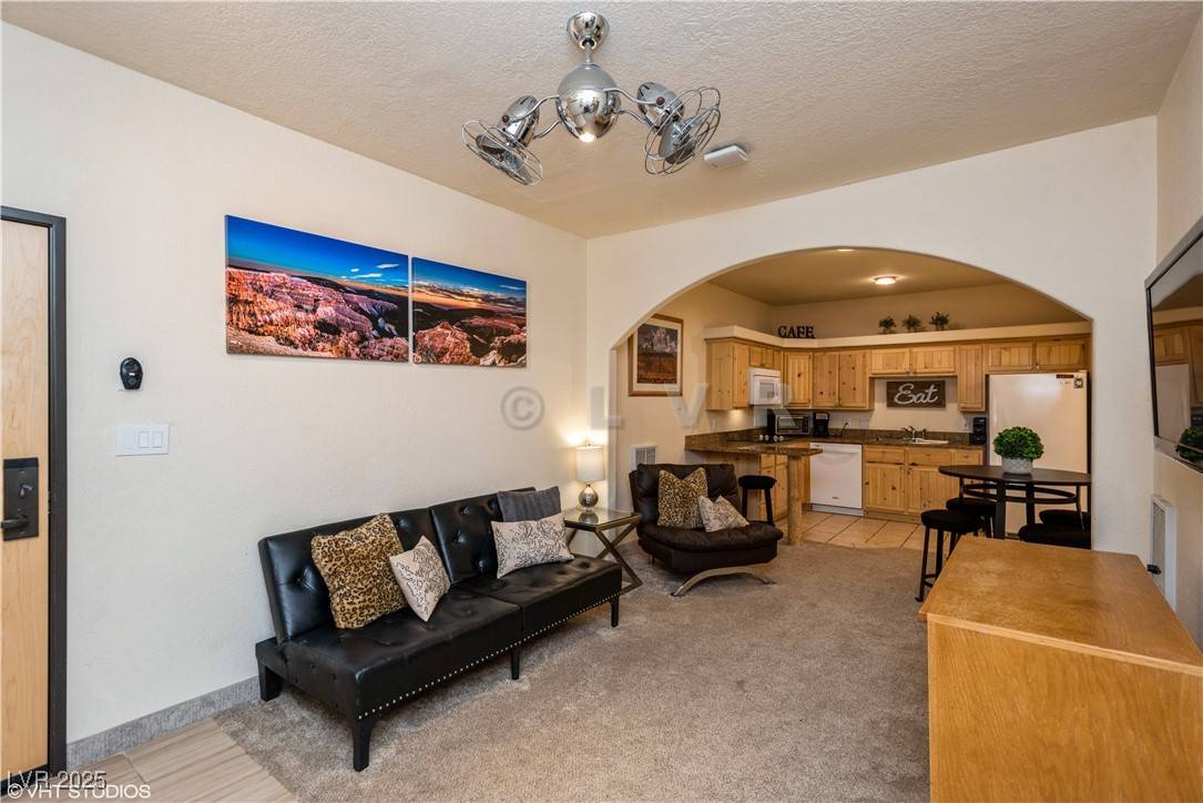 Brian Head, UT 84719,223 Hunter Ridge RD #300