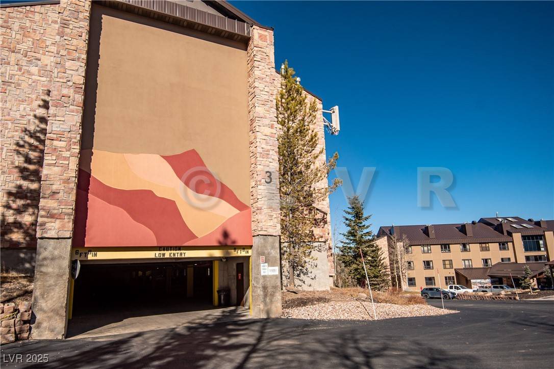 Brian Head, UT 84719,223 Hunter Ridge RD #300