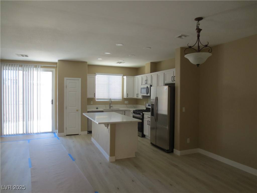 North Las Vegas, NV 89081,5837 Tamarack Lodge LN