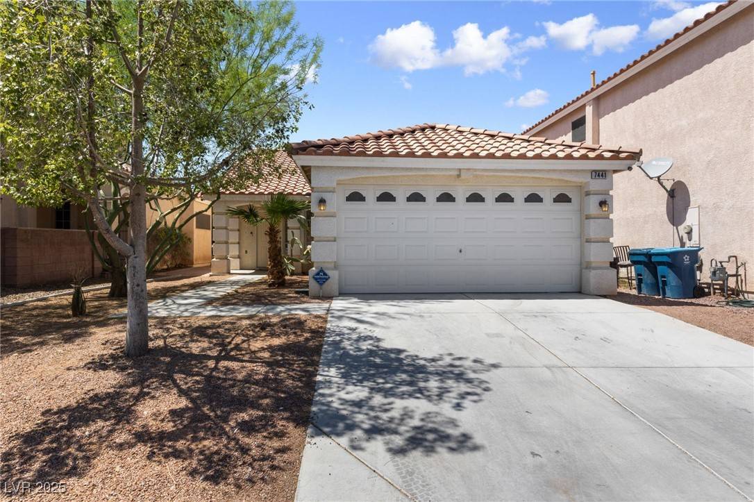Las Vegas, NV 89139,7441 Aurora Glow ST