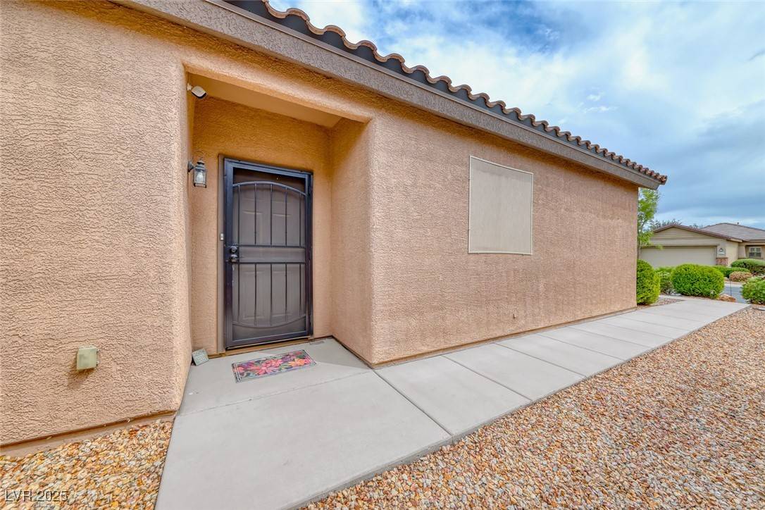 Las Vegas, NV 89122,6116 Tokara AVE