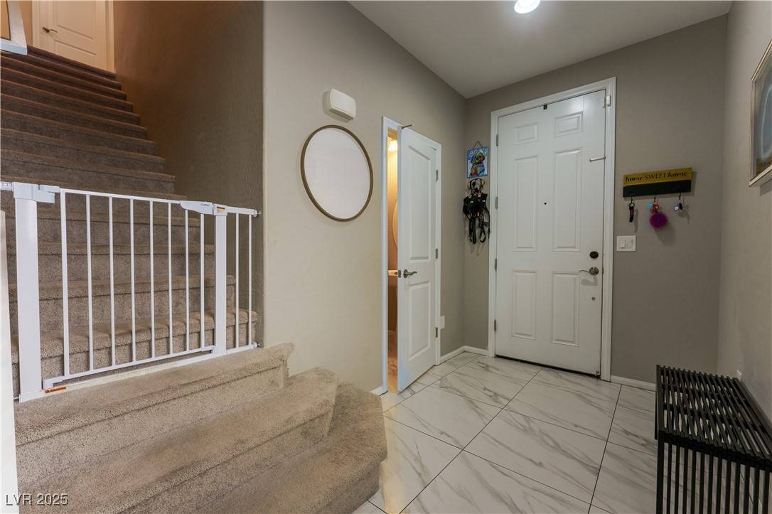 Las Vegas, NV 89178,9010 Eagle Wall CT