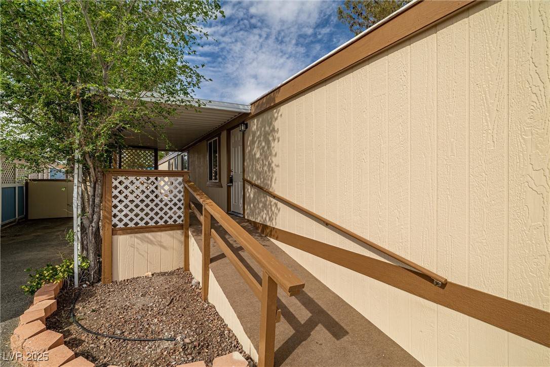 Pahrump, NV 89048,230 Greenwater ST