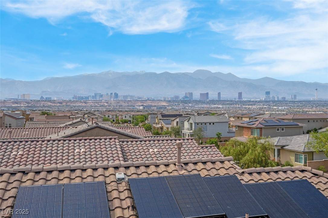 Henderson, NV 89011,301 Resolute AVE