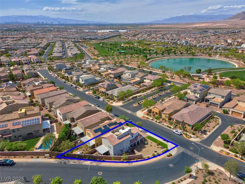 Henderson, NV 89011,301 Resolute AVE