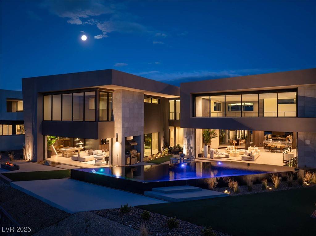 Henderson, NV 89012,12 Chisel Crest CT