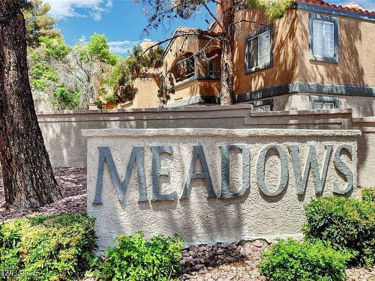 Las Vegas, NV 89107,5220 Mission Carmel LN #101
