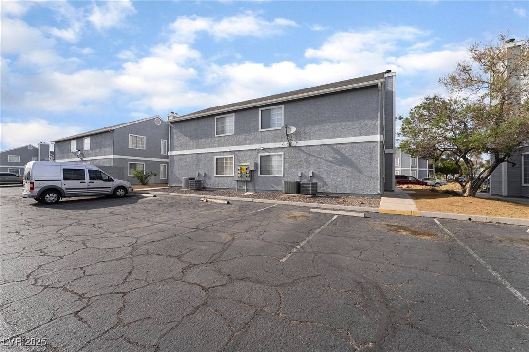 Las Vegas, NV 89115,4211 Terrestrial LN