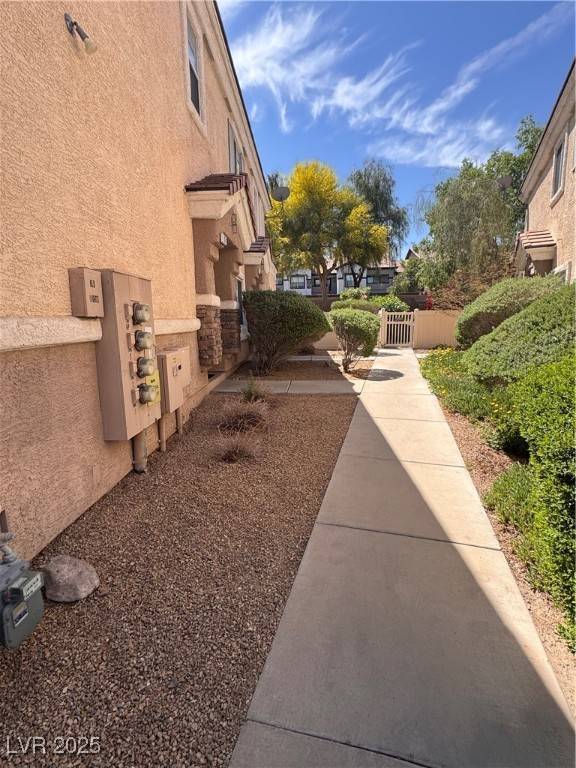 Henderson, NV 89074,1285 Large Cap DR #1