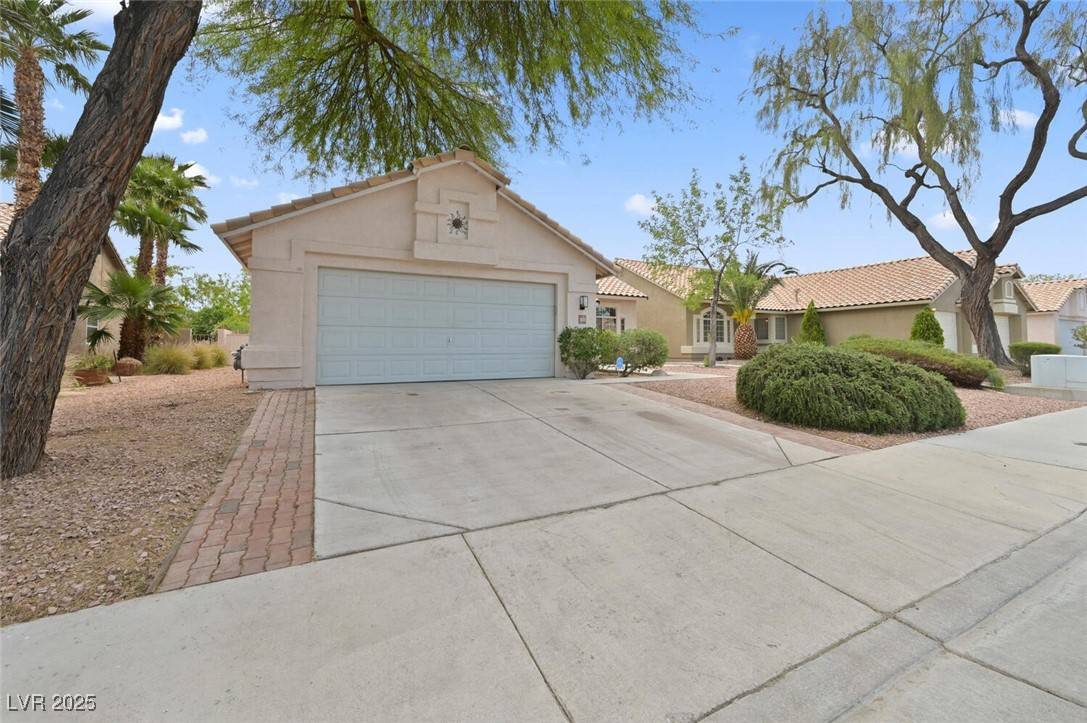 Henderson, NV 89074,1805 Candle Bright DR