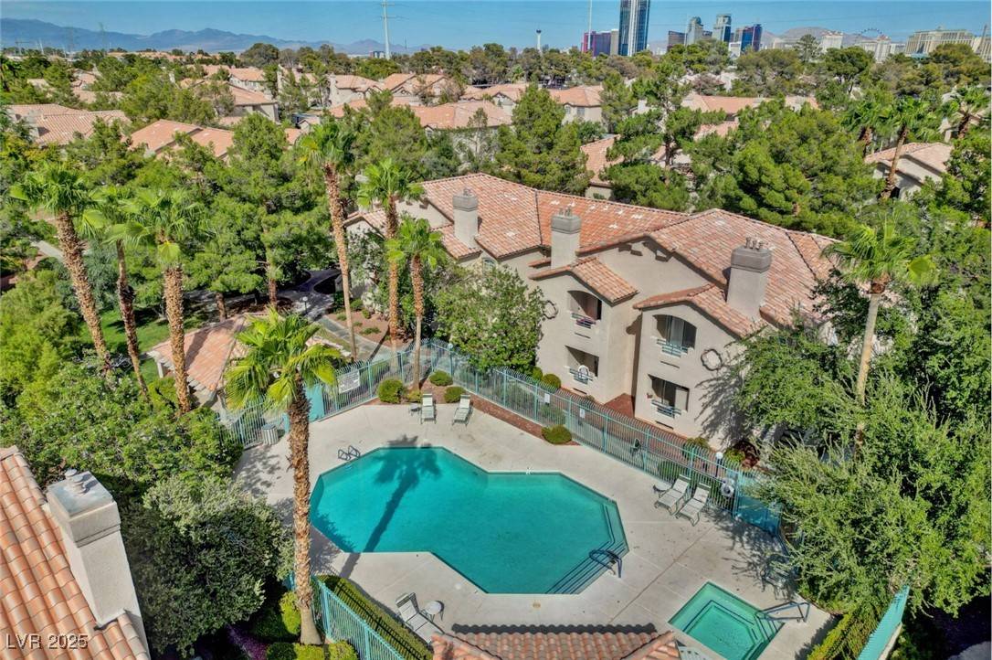 Las Vegas, NV 89103,5415 W Harmon AVE #2123