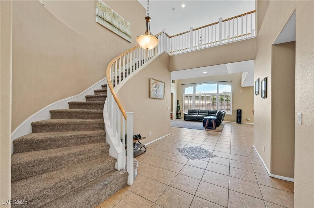 Las Vegas, NV 89131,8828 Monte Oro DR