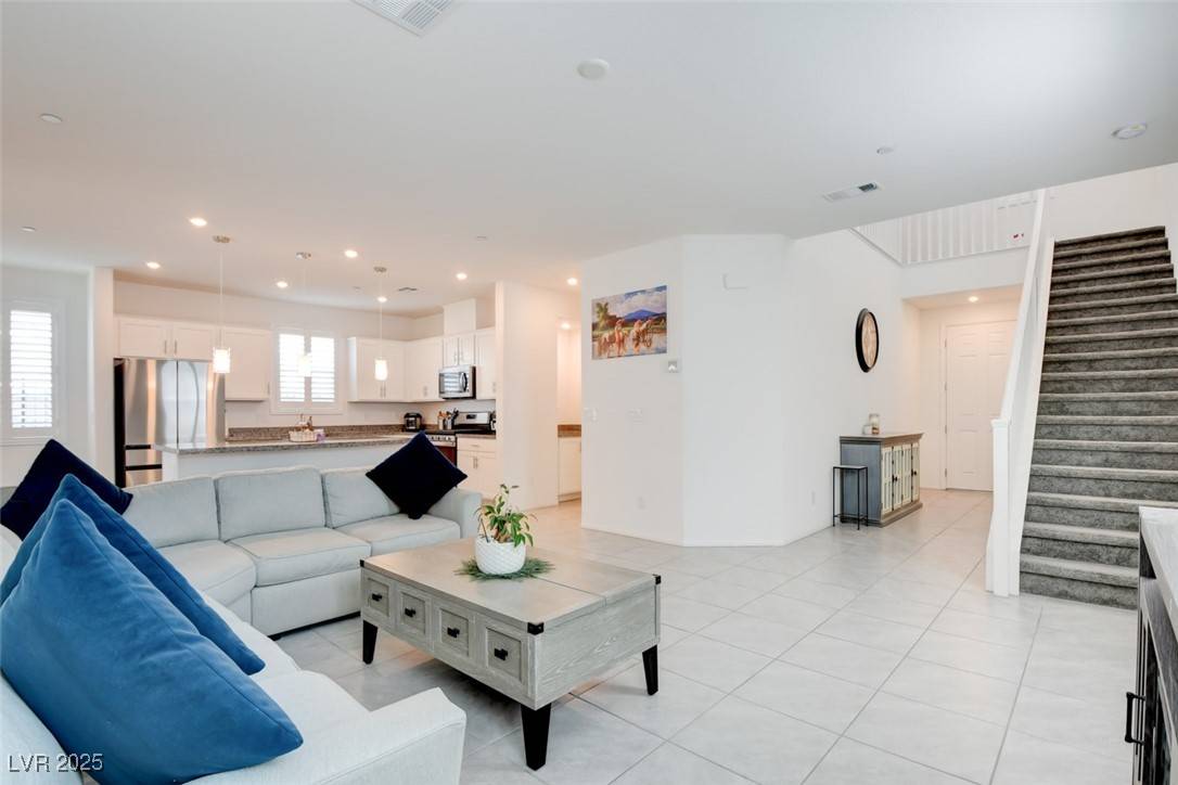 Las Vegas, NV 89166,10957 Oregano AVE