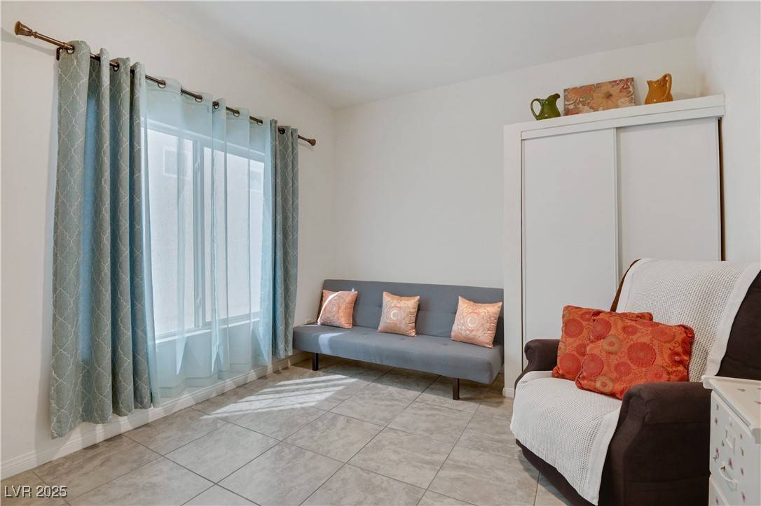 Las Vegas, NV 89141,5529 W Jo Rae AVE