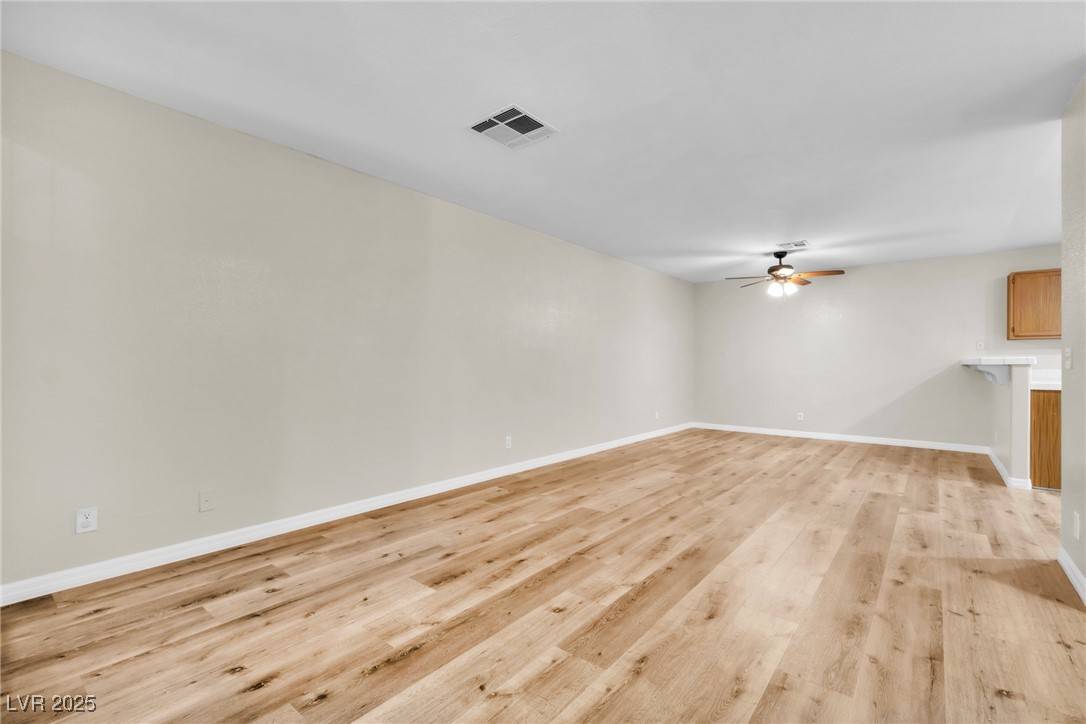 Las Vegas, NV 89129,3676 Renovah ST #102