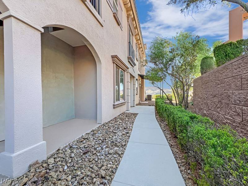 Henderson, NV 89011,24 Via Vasari #104