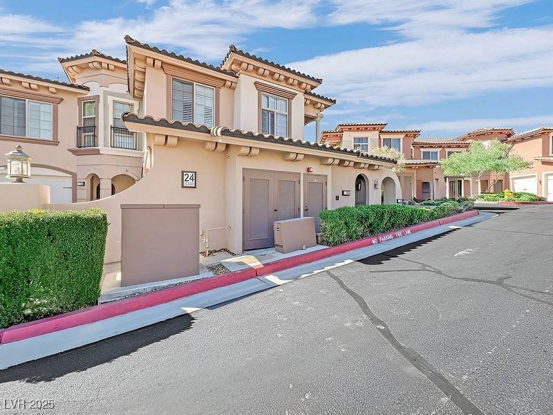 Henderson, NV 89011,24 Via Vasari #104
