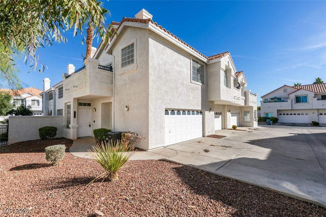 Las Vegas, NV 89118,5201 S Torrey Pines DR #1184