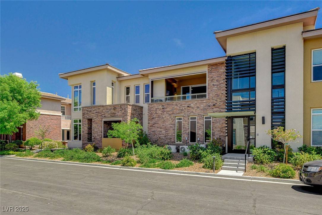 Las Vegas, NV 89135,11280 Granite Ridge DR #1069