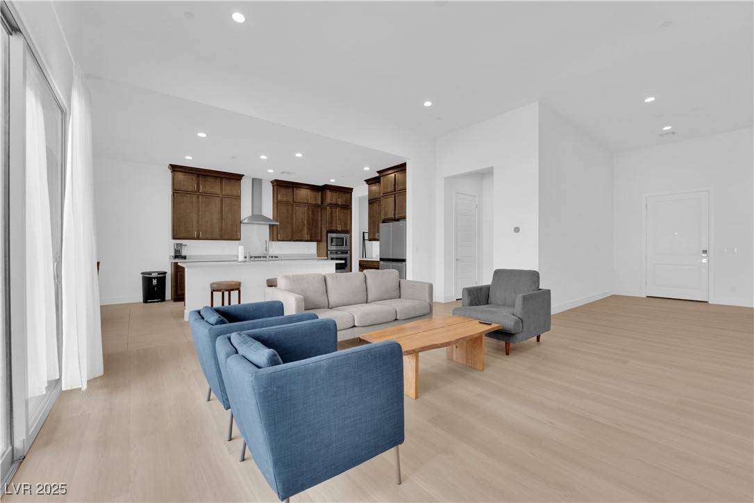 Las Vegas, NV 89138,323 Robledo ST