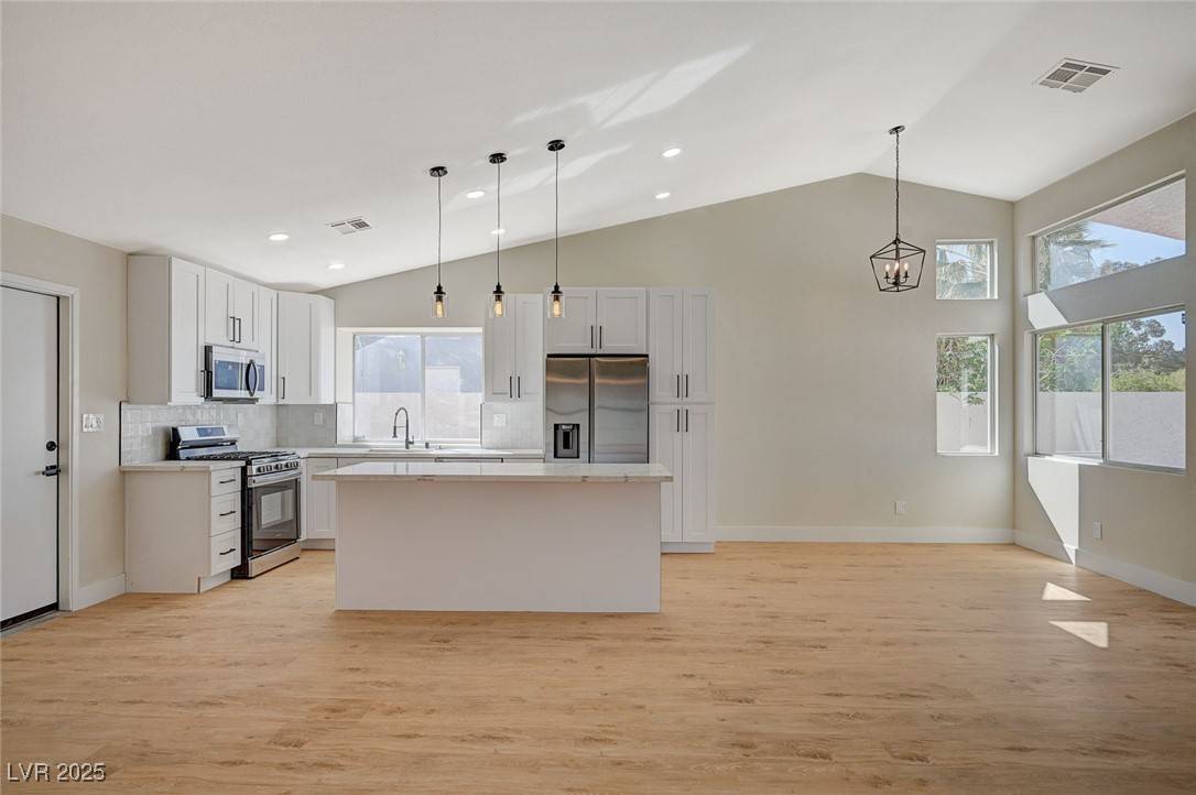 North Las Vegas, NV 89032,4010 Herblinda LN