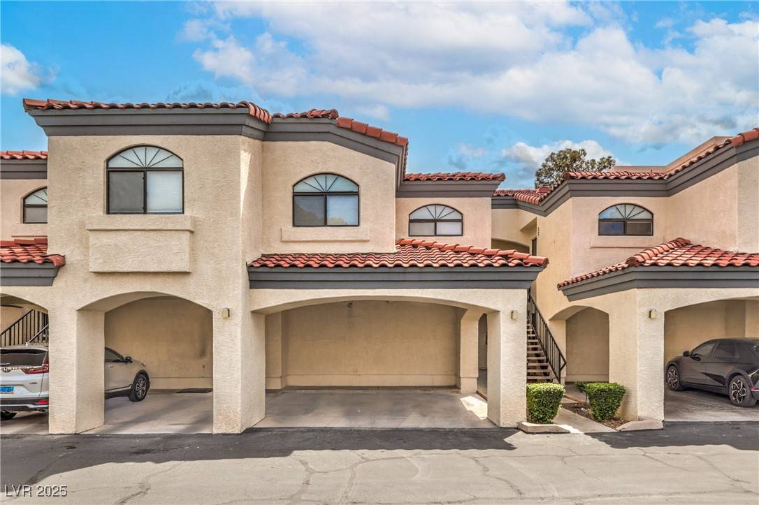 Las Vegas, NV 89117,8455 W Sahara AVE #140