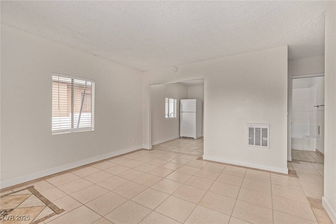 Las Vegas, NV 89015,14 NEVADA WAY