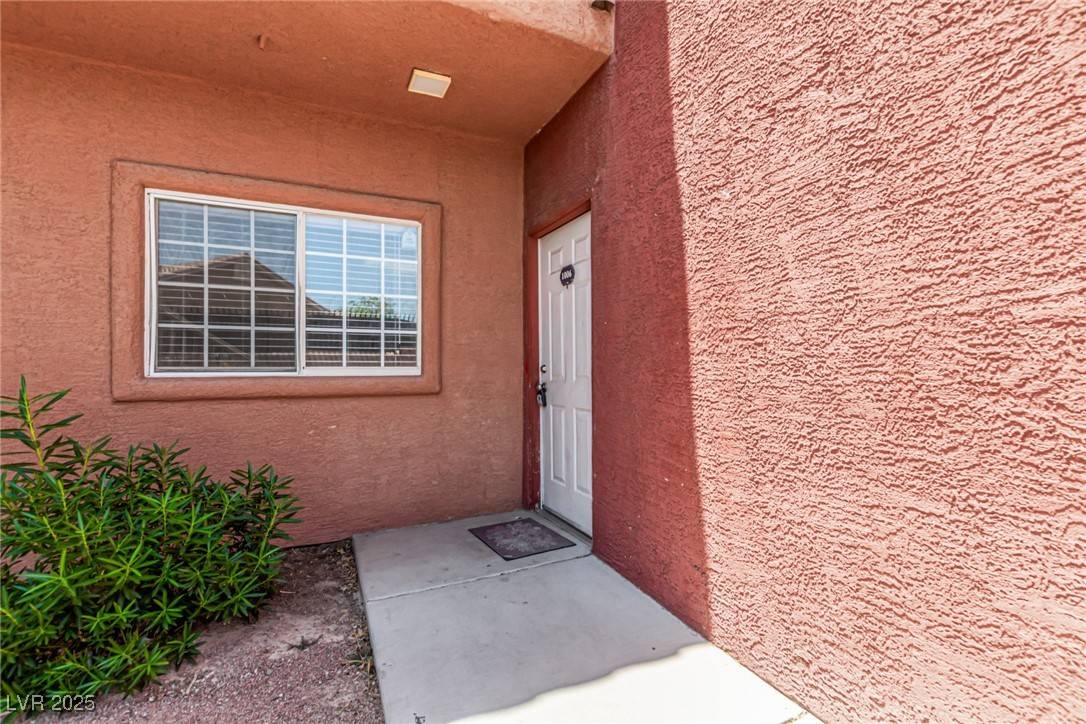 Las Vegas, NV 89115,4730 Craig #1006