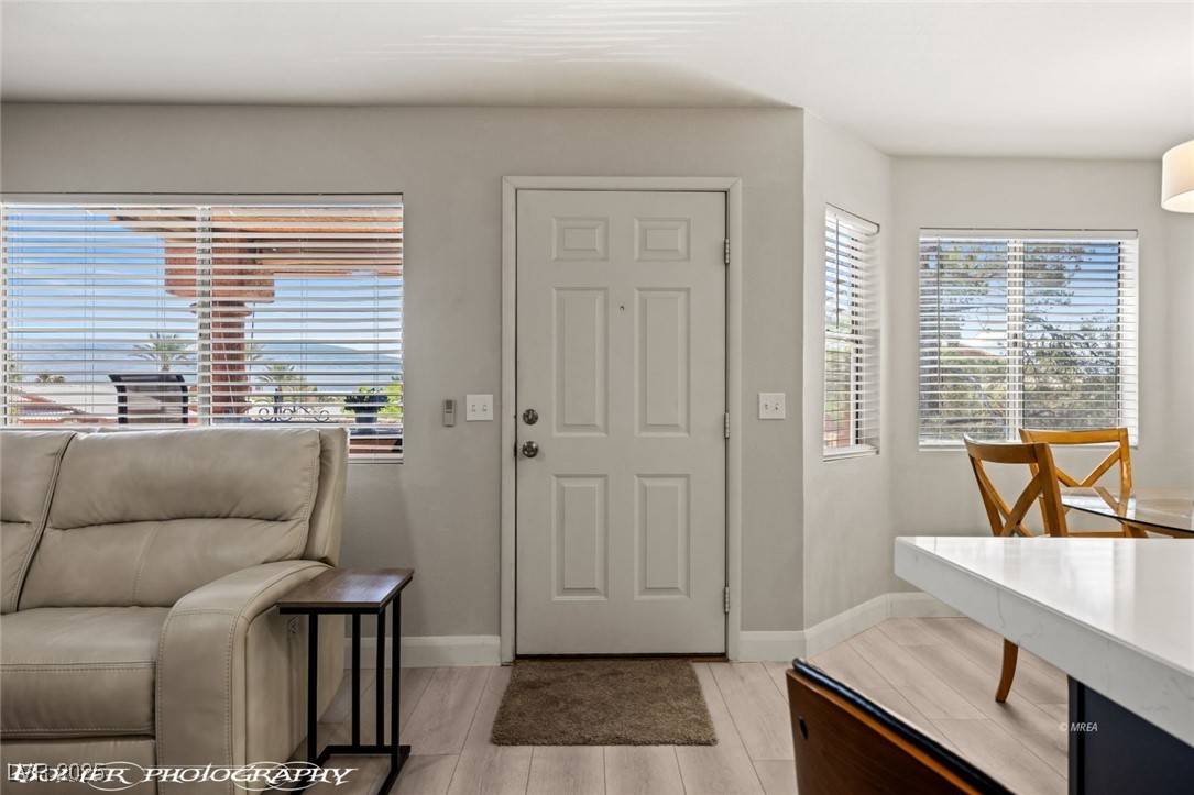 Mesquite, NV 89027,901 Mesquite Springs DR #201